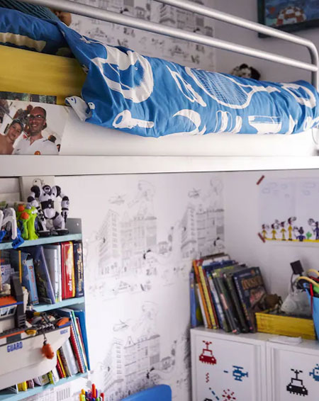 design a comfortable bedroom for child 8 - 12