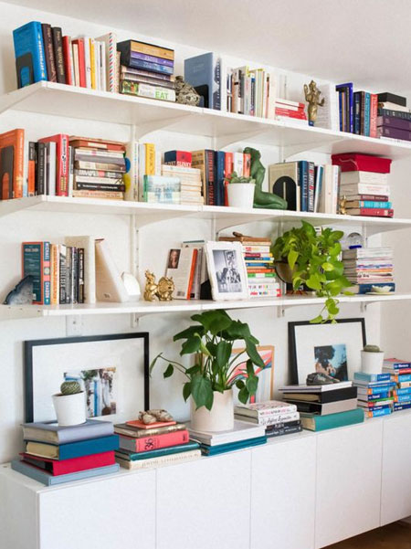how to style and arrange bookshelf
