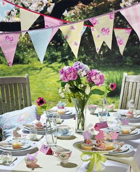 Decorate a Spring Garden with Pretty Fabric Bunting