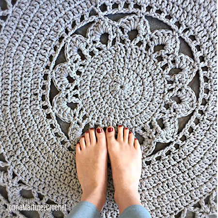 How to make Circular Floor Rugs for your Home