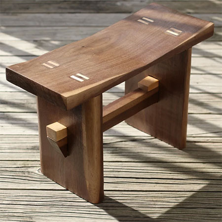 Make A Japanese Stool With Hand Tools