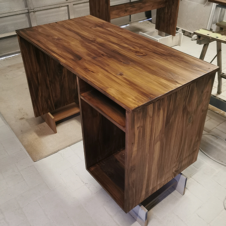wood stain and whitewash coastal finish on desk