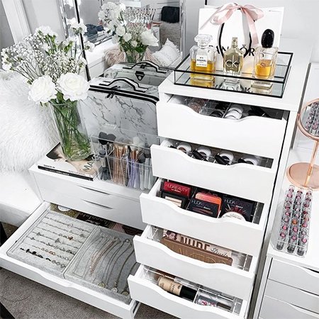 repurpose small drawers into makeup organiser