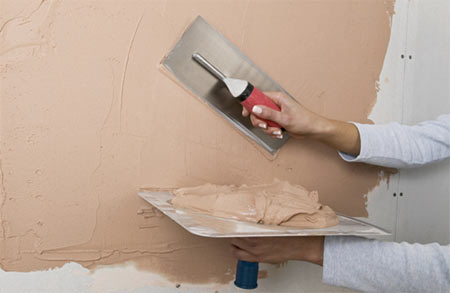 How to apply plaster to walls
