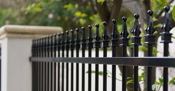 Your Ultimate Fence Guide: Choosing the Perfect Style